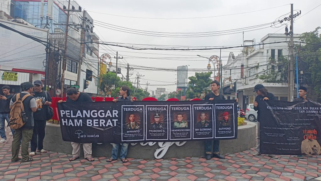 Aksi Kamisan Malang Suarakan Keresahan Atas Kenaikan Harga Bahan Pokok