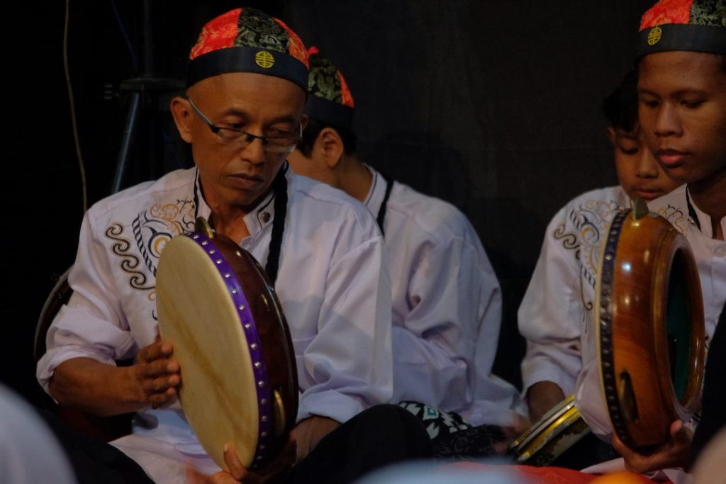 TANPA BANTUAN PEMERINTAH, KARANG TARUNA SEKABROM SUKSES GELAR MULTICULTURAL FESTIVAL